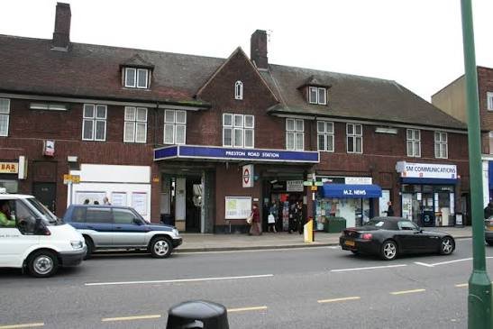 Prestons Rd